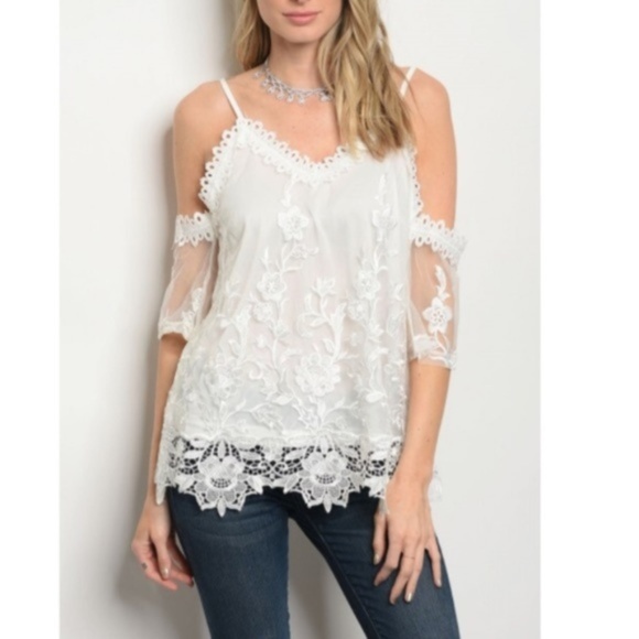 Boutique Tops - Gorgeous Lace Off The Should Top